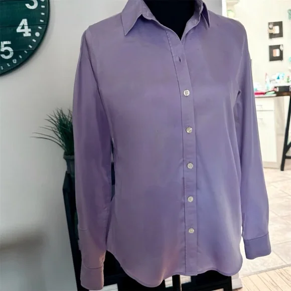 Banana Republic, Women’s Fitted, Button-Down Top. Lavender, Stretch, 8P - Picture 9 of 13